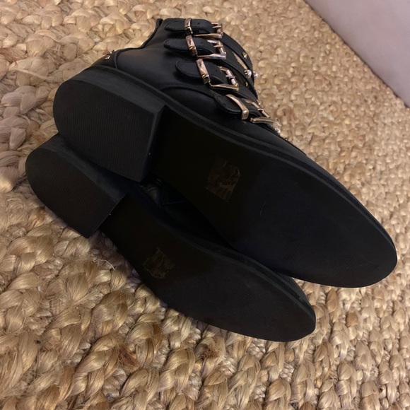 Booties - Picture 3 of 5